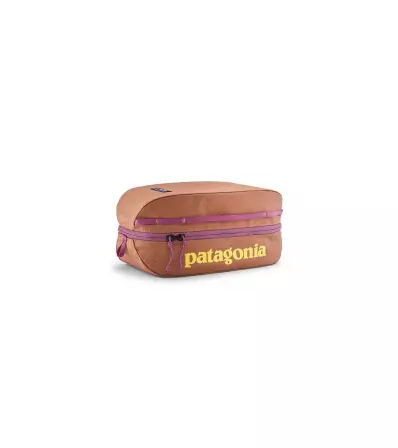 Чантичка Patagonia Black Hole Cube 6L